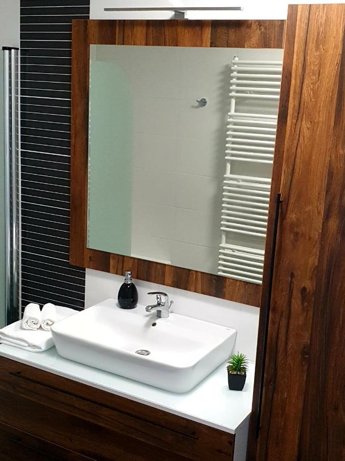 Apartment Polonia โคเปร์ ภายนอก รูปภาพ